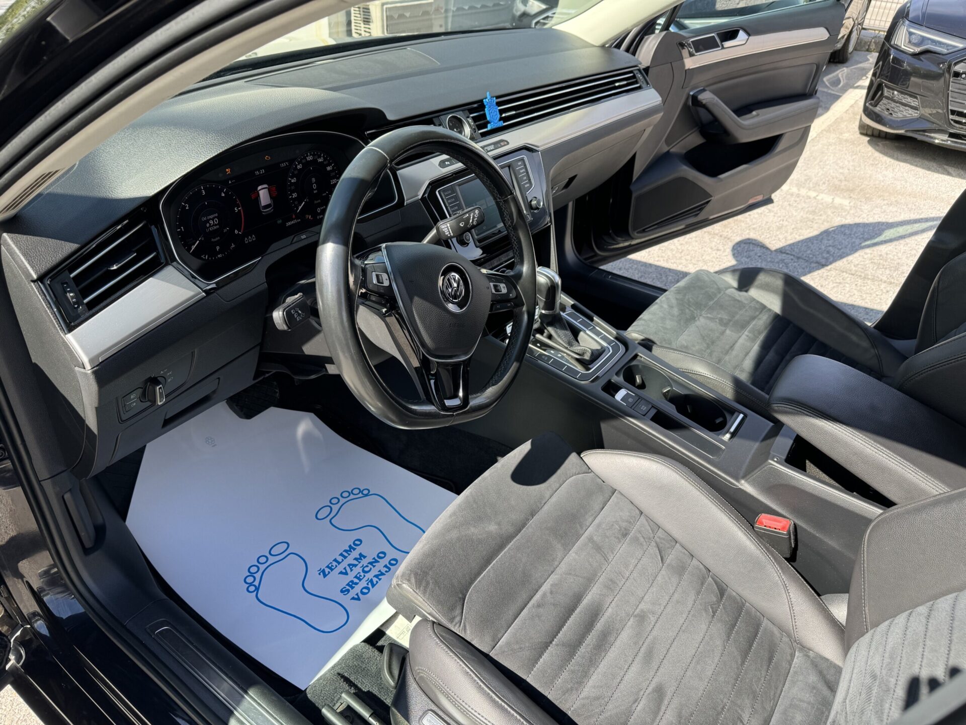 VOLKSWAGEN PASSAT VARIANT 2.0 TDI R LINE