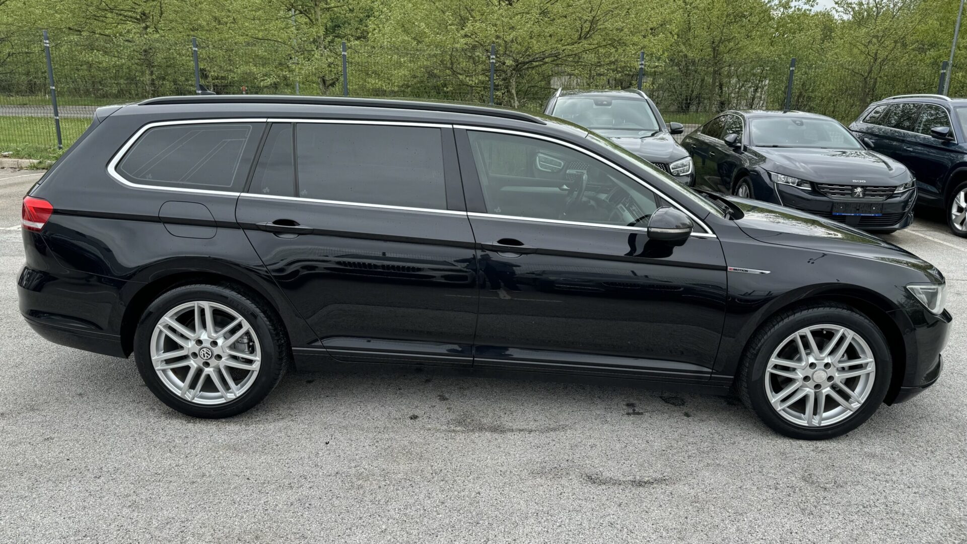 13 Volkswagen Passat Variant 2.0 TDI HIGHLINE DSG 4MOTION