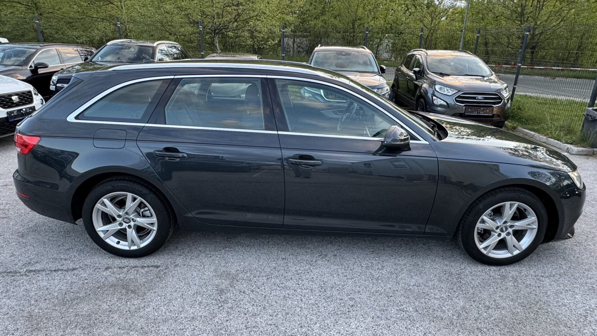 13 AUDI A4 AVANT 2.0 TDI SPORT