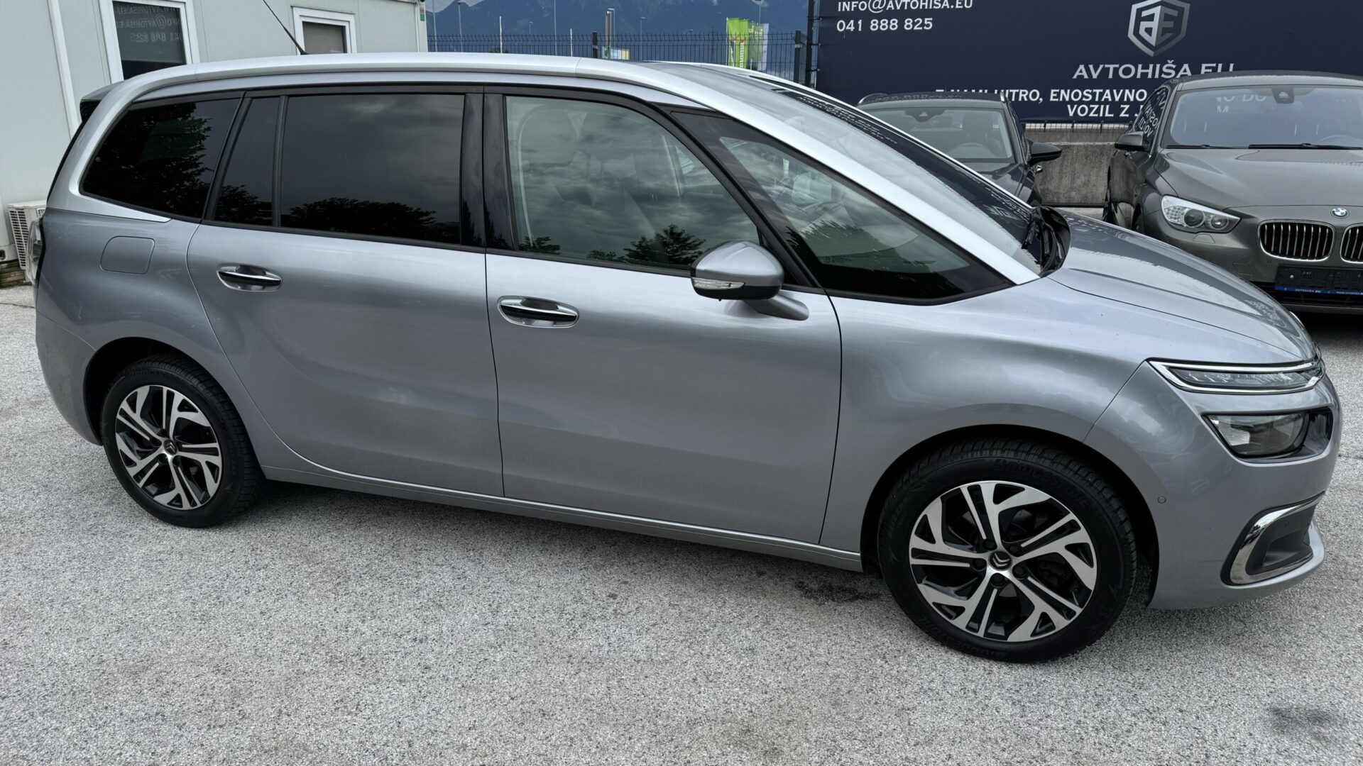 15 Citroen C4 Grand Picasso 1.6 HDI SHINE 120 EXCLUSIVE MAX OPREMA