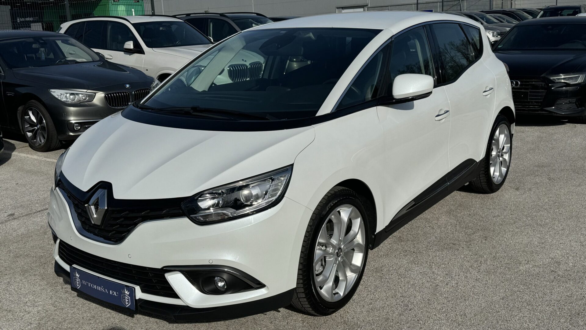 2 Renault Scenic BOSE Blue dCi 110