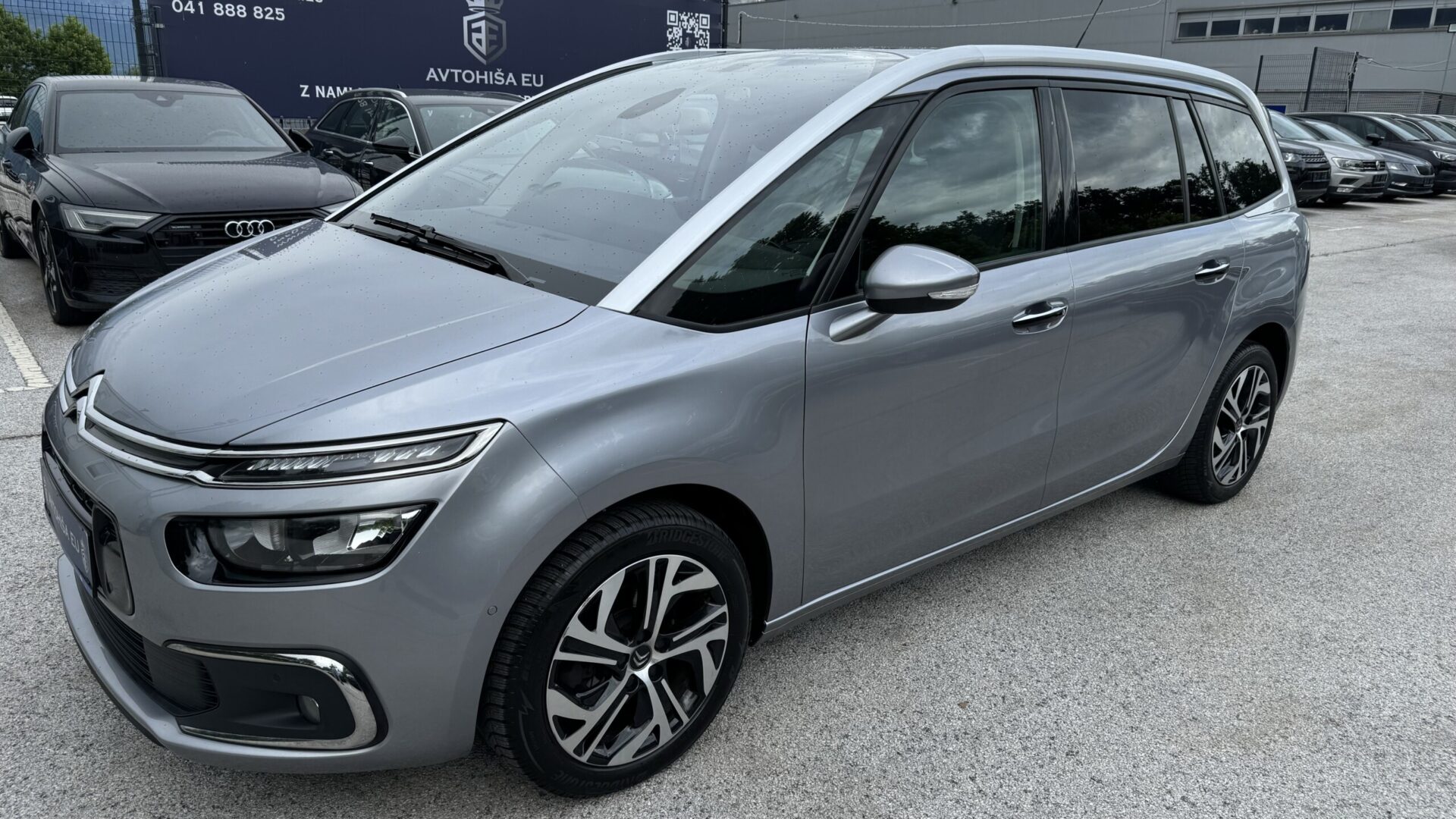 3 Citroen C4 Grand Picasso 1.6 HDI SHINE 120 EXCLUSIVE MAX OPREMA