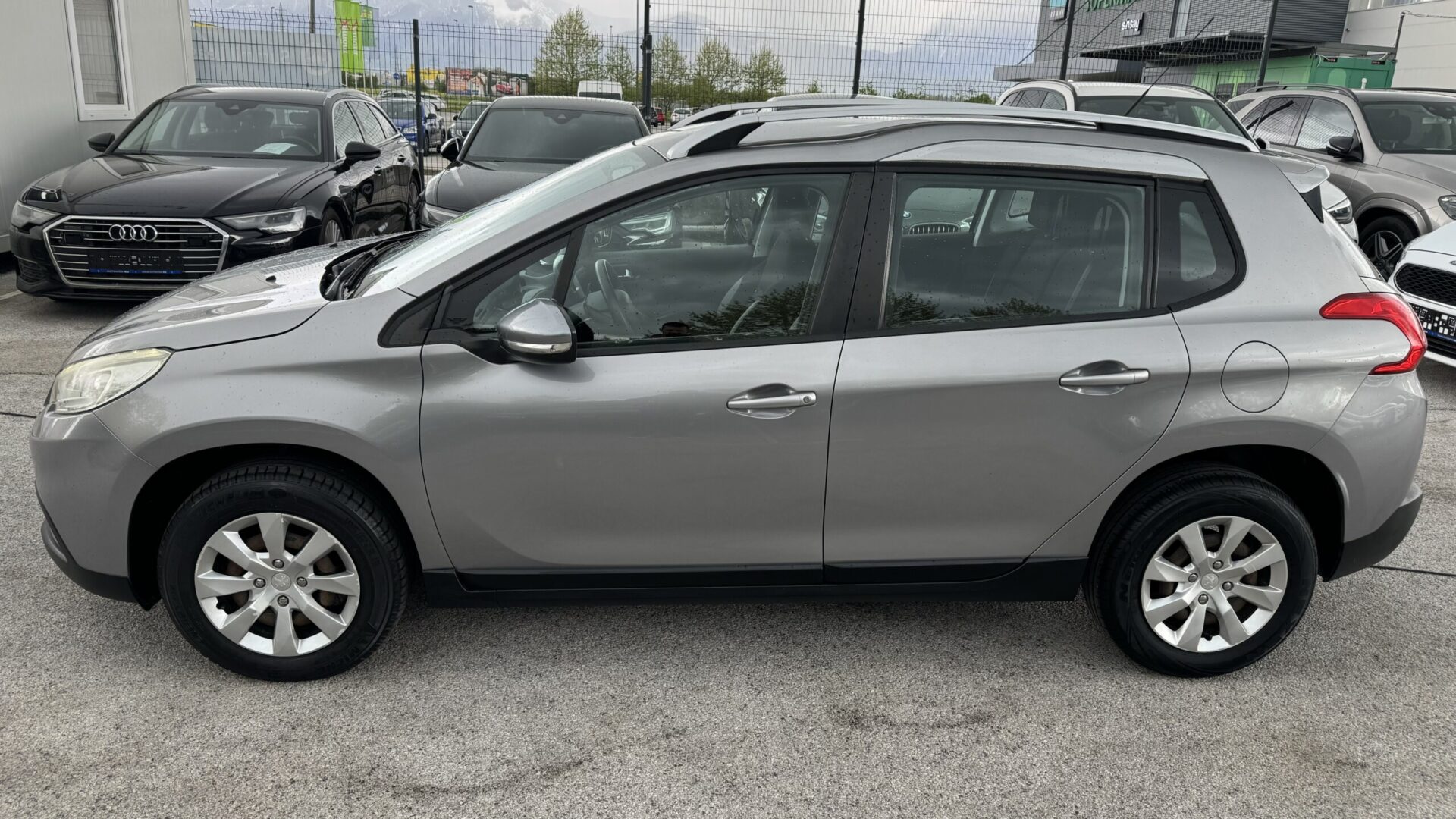 7 Peugeot 2008 1.6 BlueHDi 100 Stop Start ACTIVE
